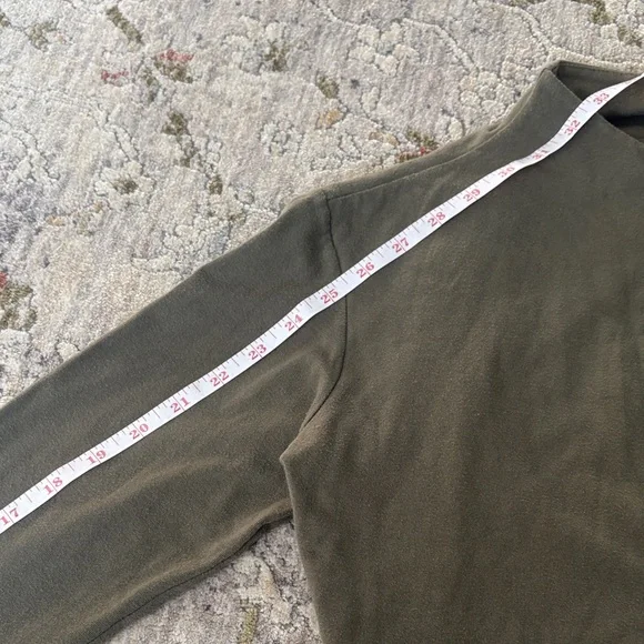 Cool Eco-Friendly Cropped Bolero Top (designed in Montreal) - Picture 8 of 8